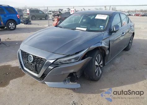 2021 Nissan Altima Sv Fwd z USA, uszkodzony, nr VIN 1N4BL4DV9MN412798